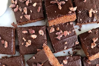 How to Turn Leftover Chocolate into Dessert Art